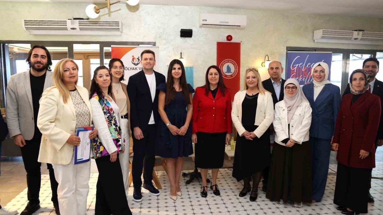 BEUN’da "5 Soru-5 Cevap Bilim Söyleşileri" Programı "Çölyakla Yaşam" alt başlığıyla gerçekleştirildi