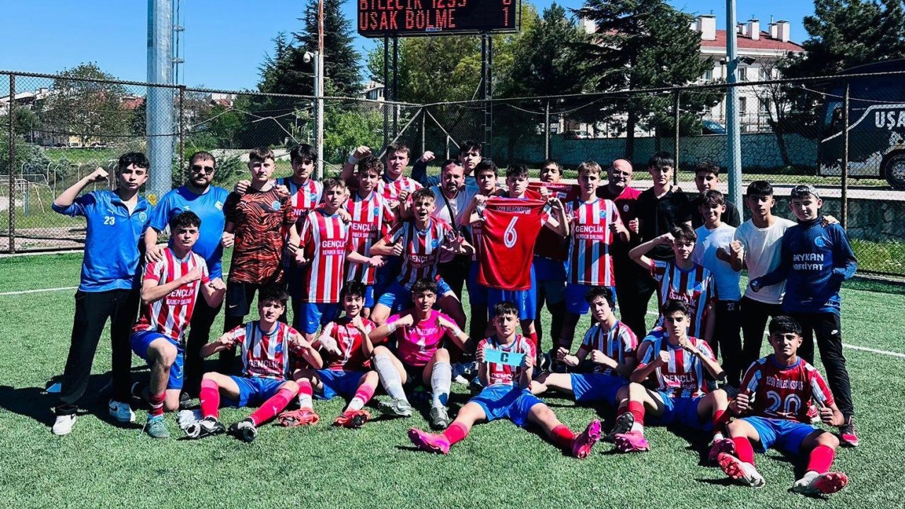 1299 Bilecik Spor, Uşak Bölmespor’a gol oldu yağdı