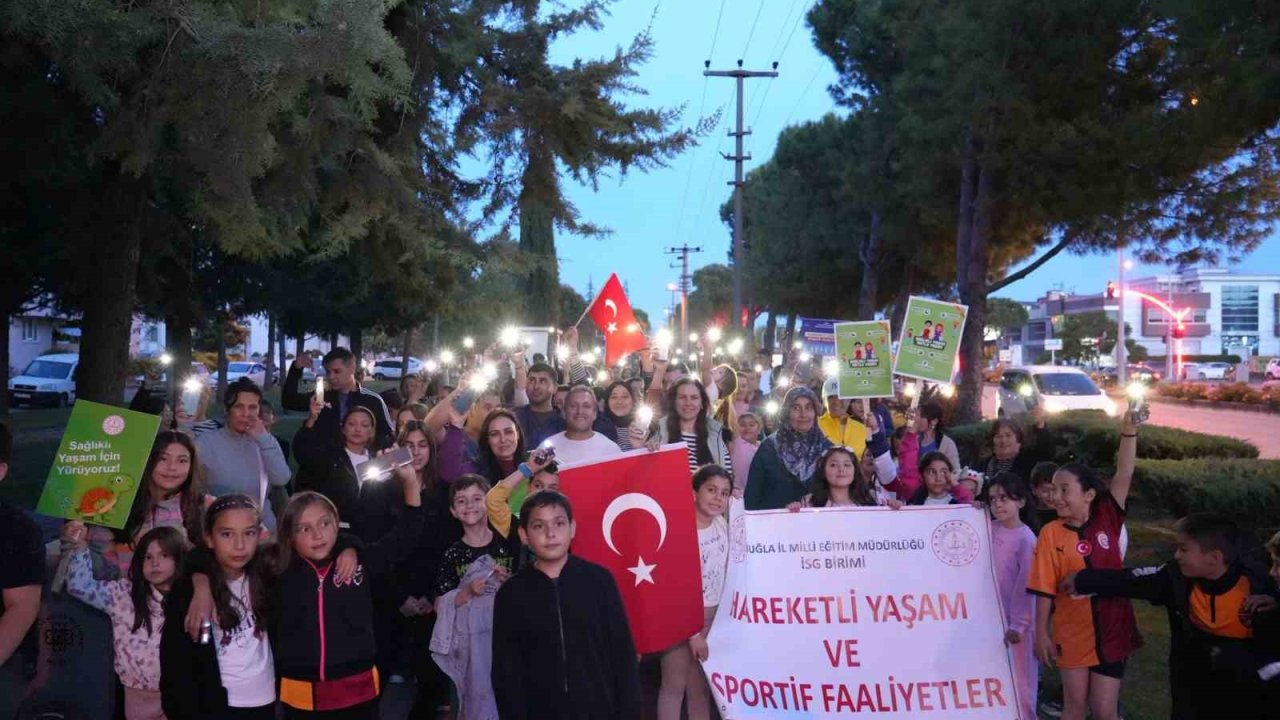 Muğla’da ’Aile Yılı’ yürüşü gerçekleştirildi