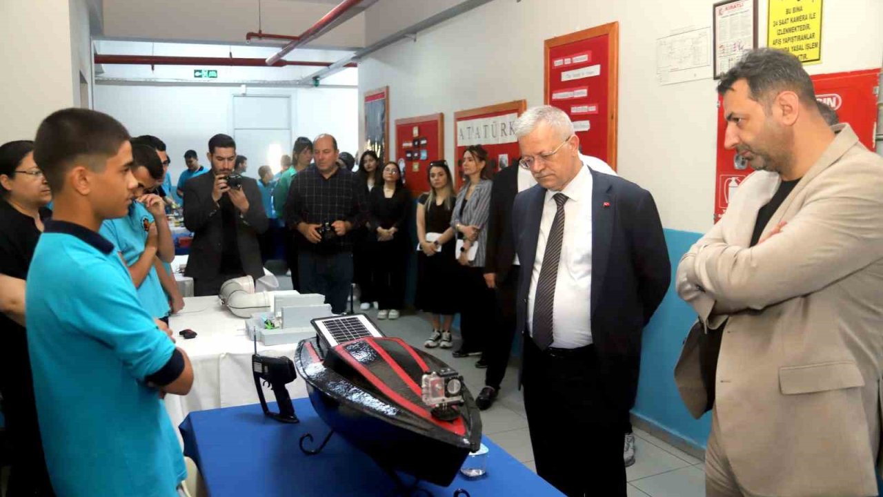 ‘Üreten Gençlik Proje ve Ürün Sergisi’ Mersin OSB’de açıldı