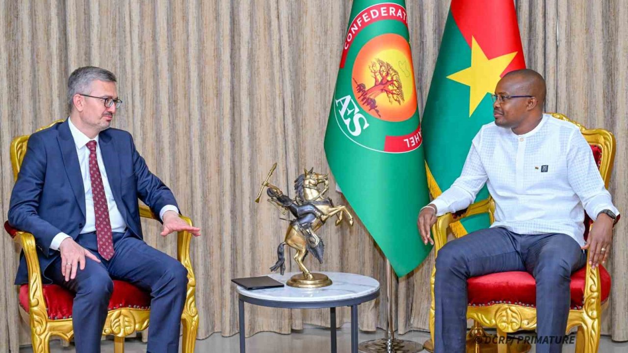 Dışişleri Bakan Yardımcısı Duran, Burkina Faso Dışişleri Bakanı Traore ile görüştü