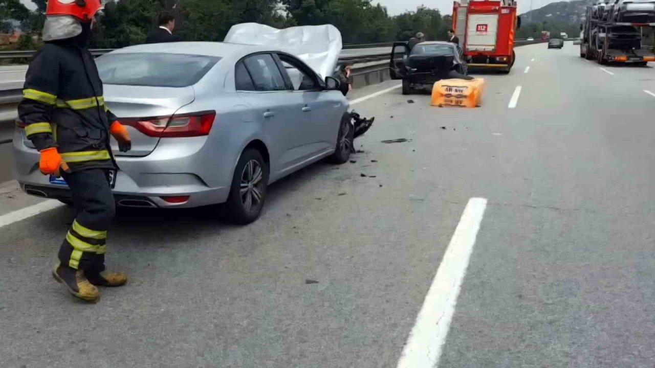 Anadolu Otoyolu’na düşen köpük zincirleme kazaya sebep oldu: 3 yaralı
