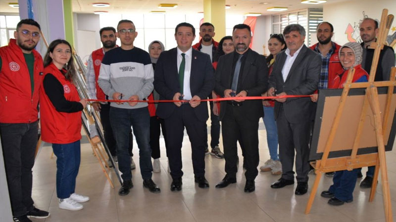 Kars'ta 19 Mayıs Coşkusu Gençlerin Objektifinden Yansıdı