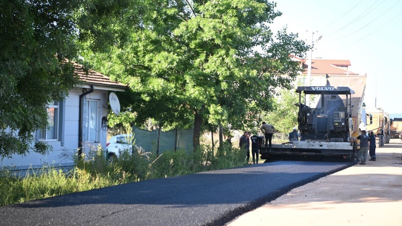 Rahmiye Mahallesi’ne 430 ton asfalt