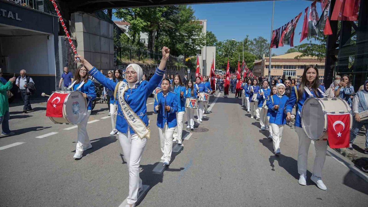 Bursa’da 19 Mayıs coşkusu