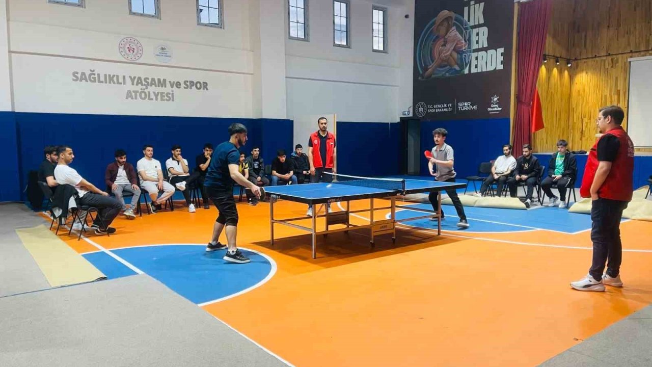 Gençlik Haftası’nda masa tenisi heyecanı yaşandı