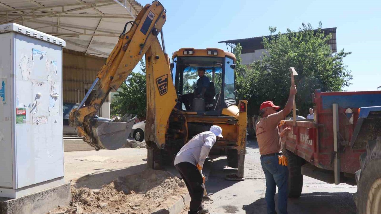 Başkan Tetik: "Şehrimizin yol sorununu rahatlatacağız"
