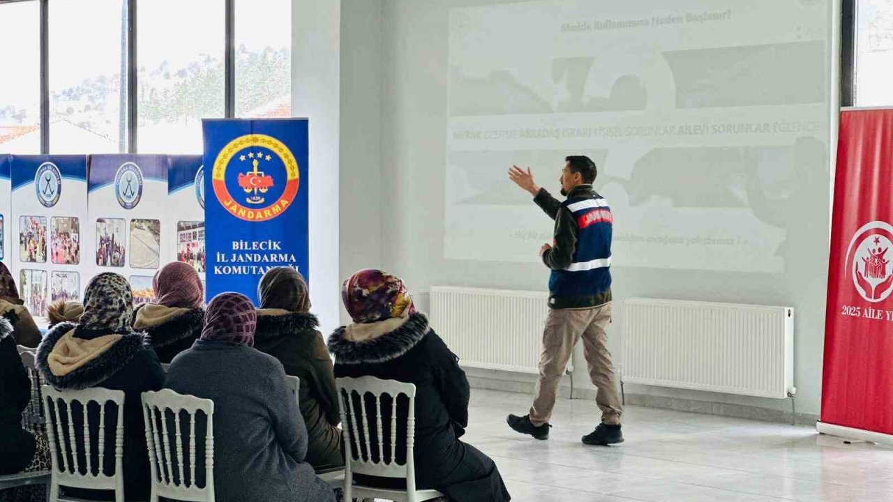 Dodurga’da ’Ailenin Önemi’, ’En İyi Narkotik Polisi Anne’ ve ’Kadına Yönelik Şiddetle Mücadele’ başlıklı eğitim