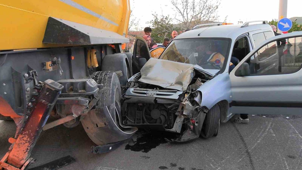 Tavşanlı’da trafik kazası, 5 yaralı