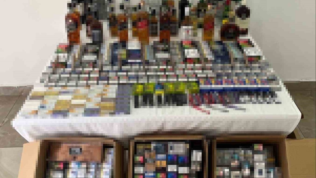 Manavgat’ta kaçak ürün operasyonu