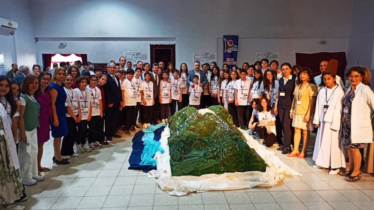 75. Yıl Ortaokulu’nda bilim rüzgarı