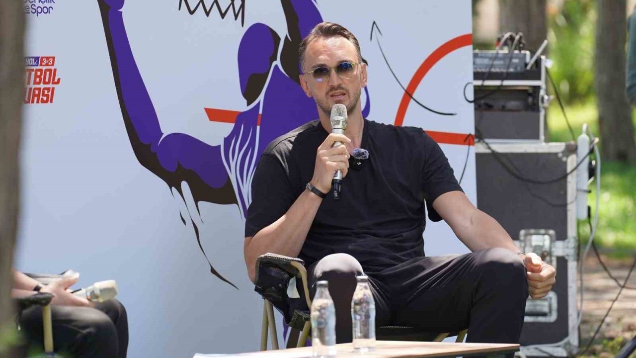 Semih Erden, Esenler’de gençlerle buluştu