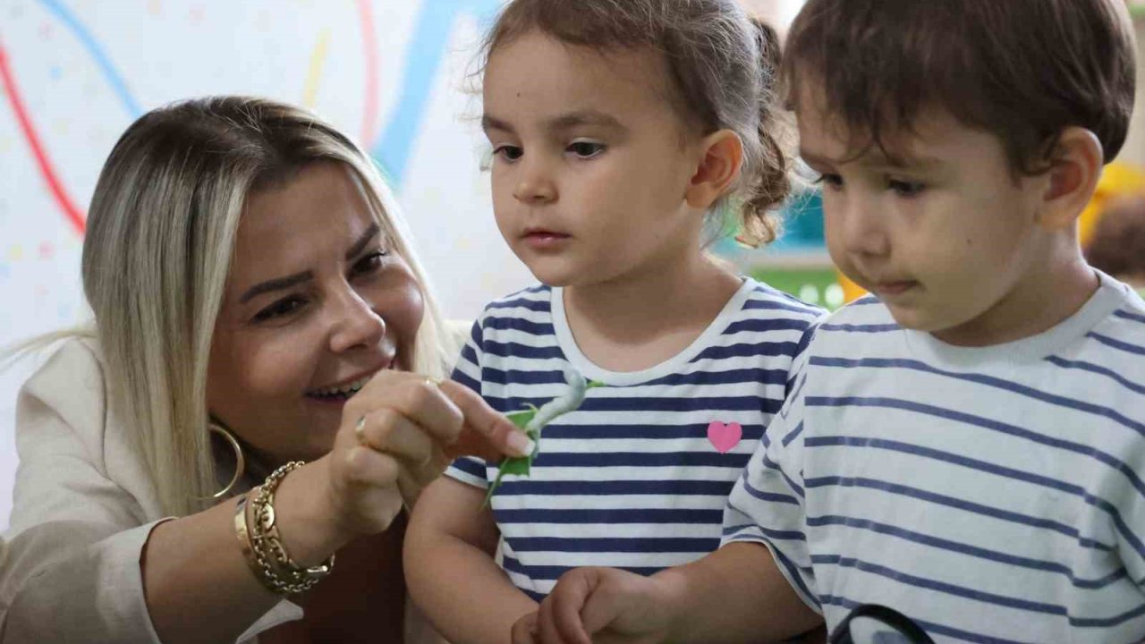 Büyükşehir çocukları ipekböceği ile tanıştırıyor