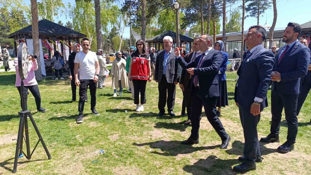 Erzurum’da aile festivali renkli görüntülere sahne oldu