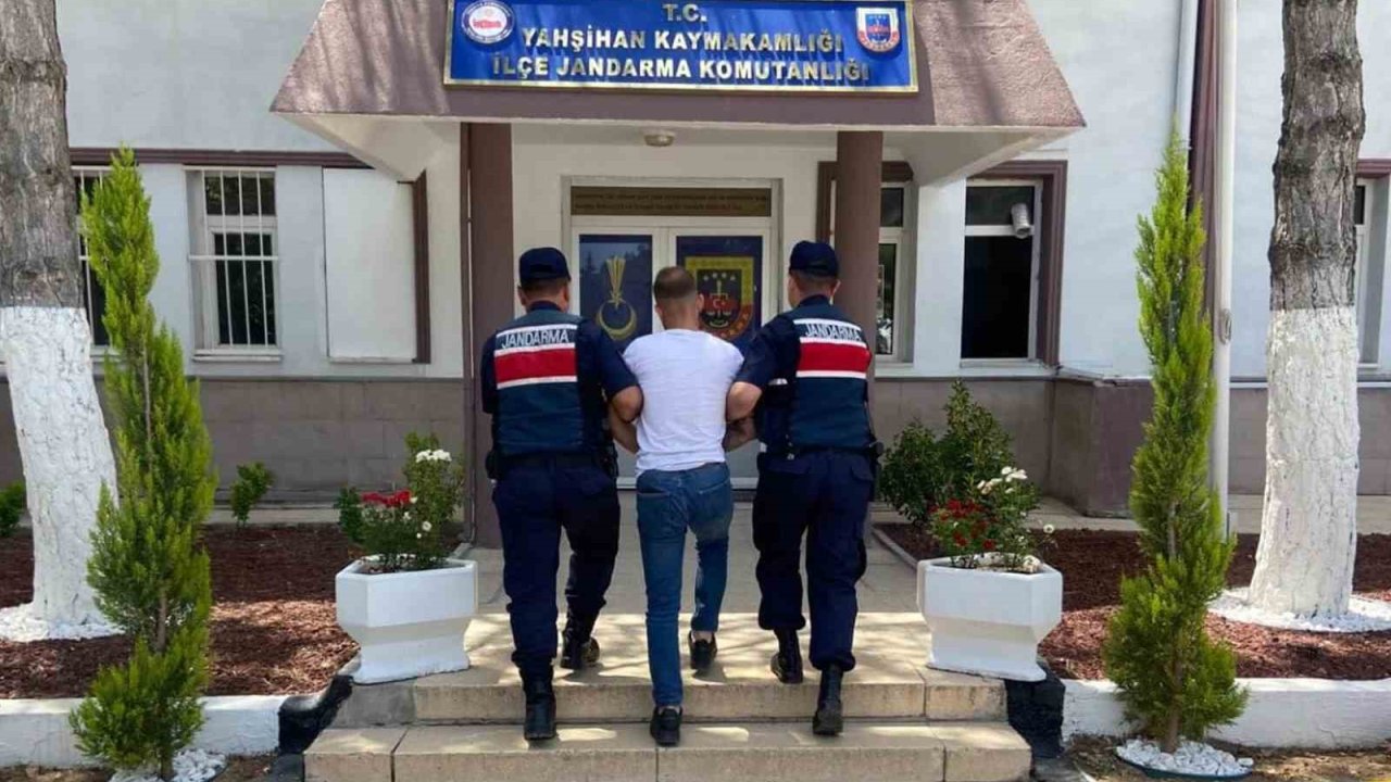 Kırıkkale’de çeşitli suçlardan aranan 2 hükümlü yakalandı