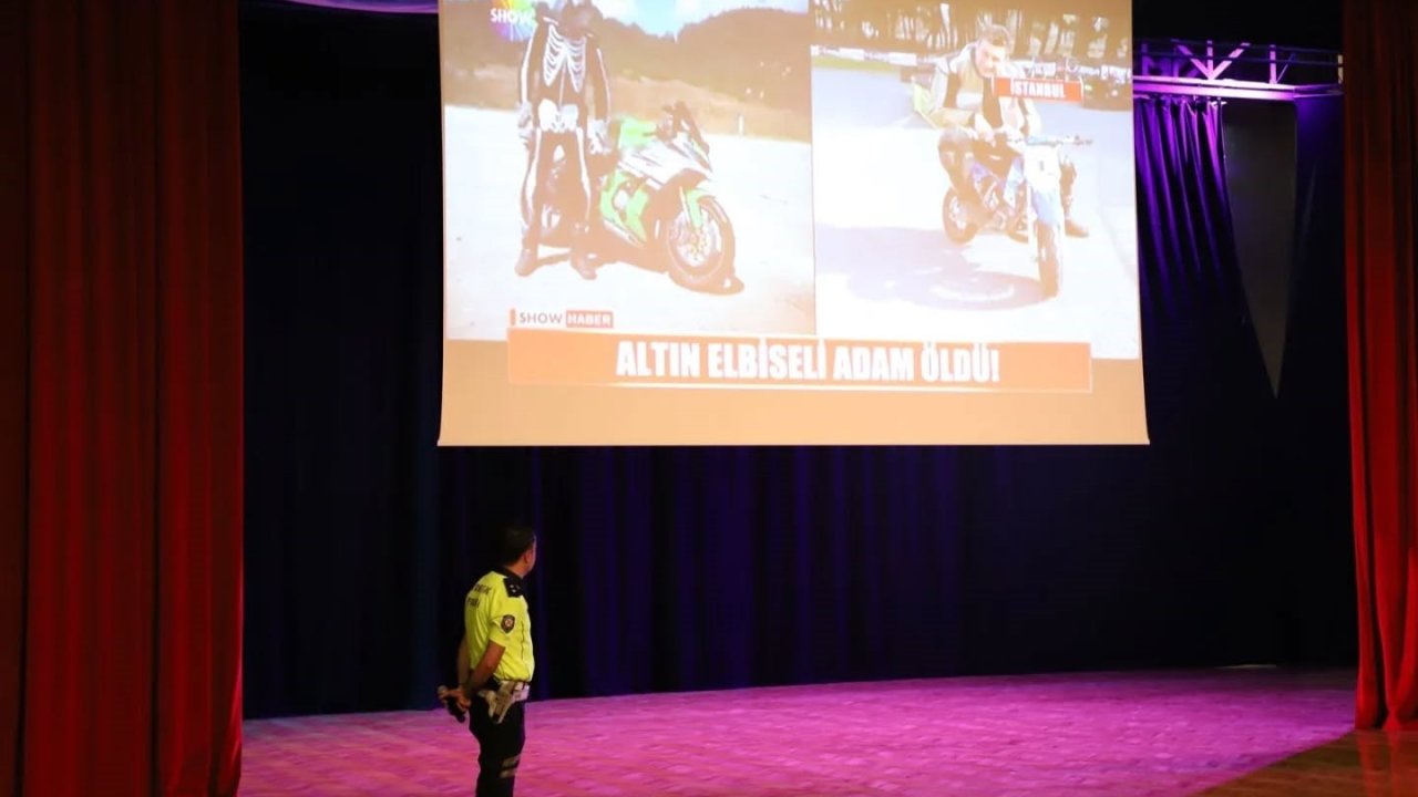 Üniversite öğrencilerine trafik güvenliği eğitimi