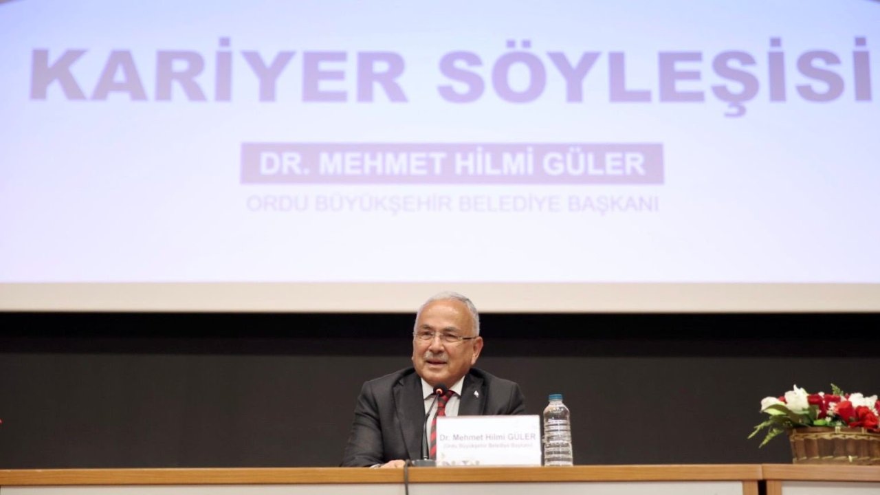 Başkan Güler, üniversite öğrencilerine seslendi: "Yapacağınız her işte önceliğiniz ülkeniz olsun"