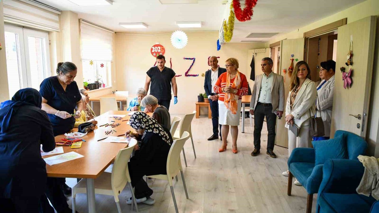 Karabağlar Belediyesi heyeti Tepebaşı’nın projelerini inceledi