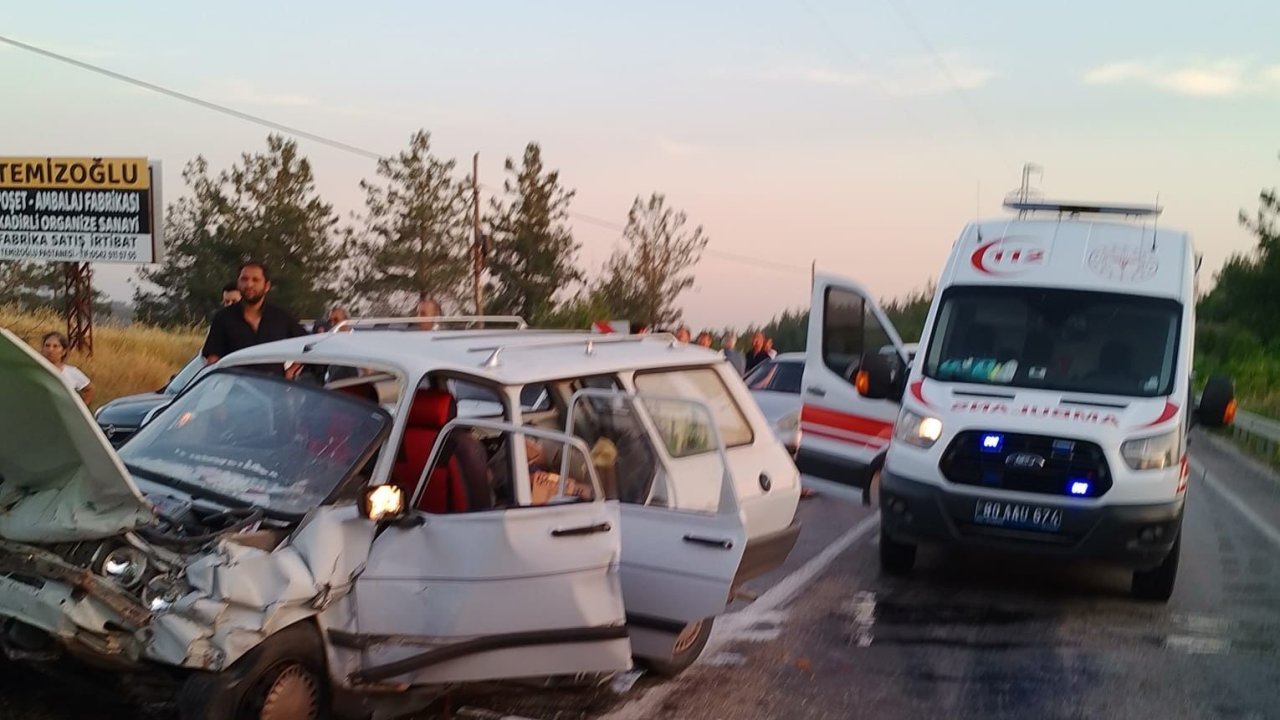 Osmaniye’de 4 aracın karıştığı zircirleme kaza: 1 ölü, 6 yaralı