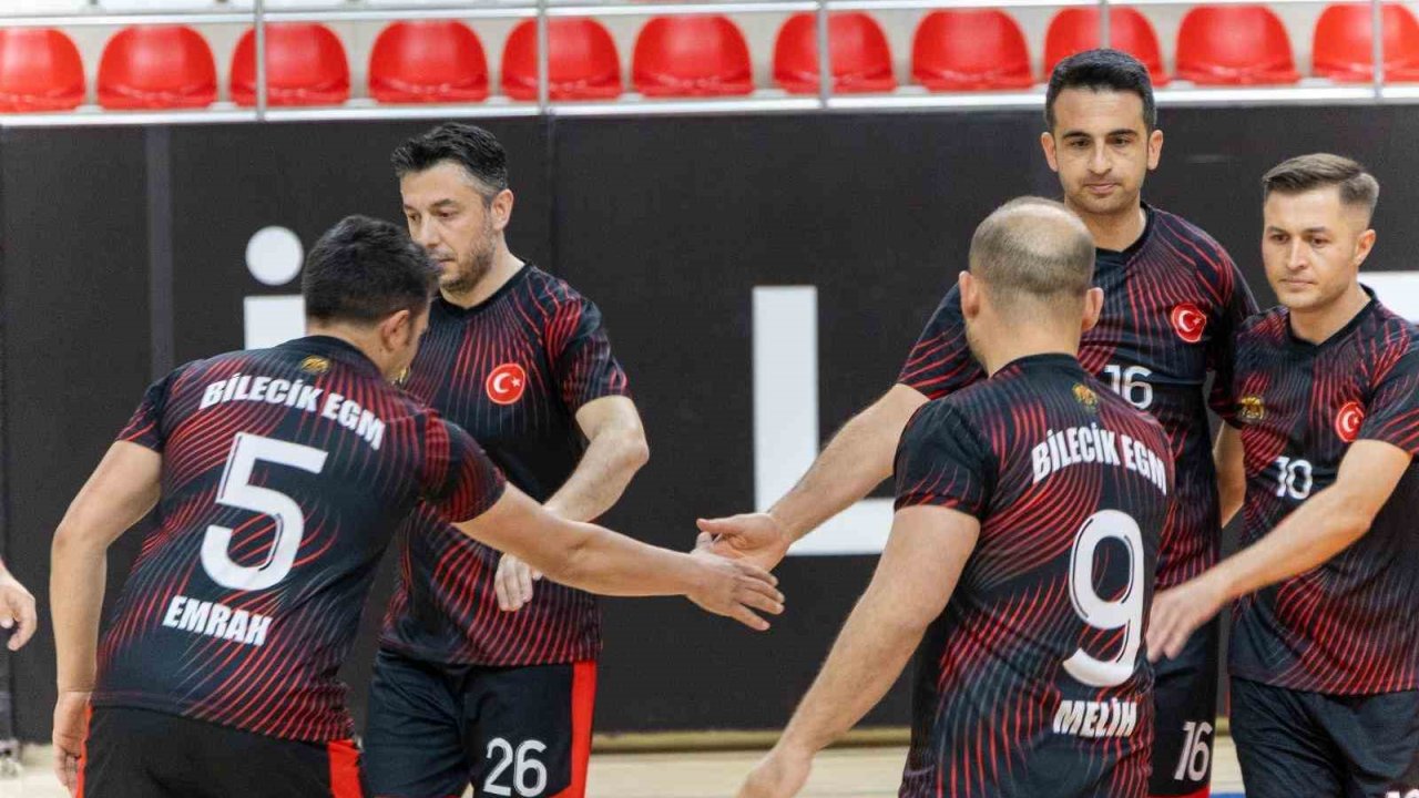Bilecik Emniyet Müdürlüğü Voleybol Takımı çeyrek finale yükseldi