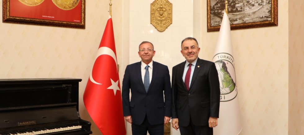 Bakan Yardımcısı Ertuğrul Soysal, Vali Ziya Polat’ı Ziyaret Etti