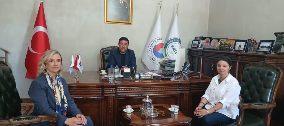 Kızılay Kars Şube Başkanı Kübra Hüryurt'tan Kadir Bozan’a Ziyaret