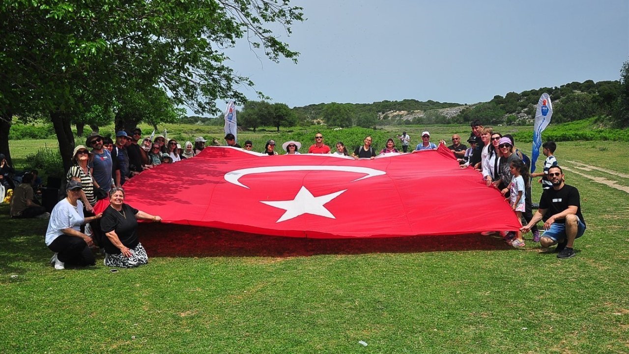 Marmara Adası’nda 150 kişi doğa için "Yeşil Adımlar" attı