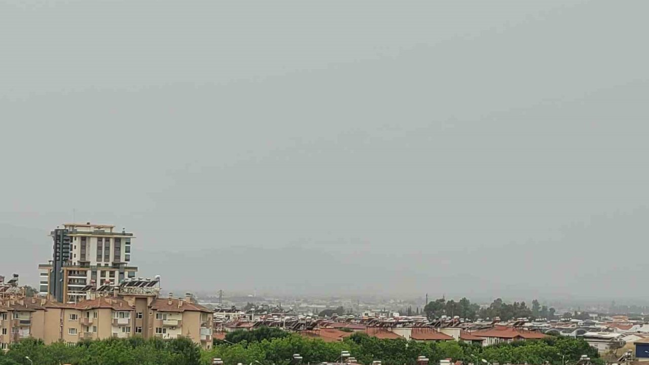 Aydın’da tozlu hava etkili oldu