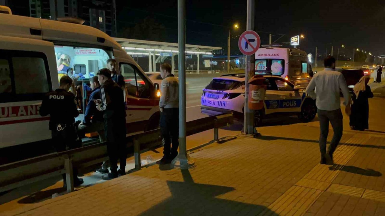 Bursa’da bıçaklı kavga: 3 yaralı