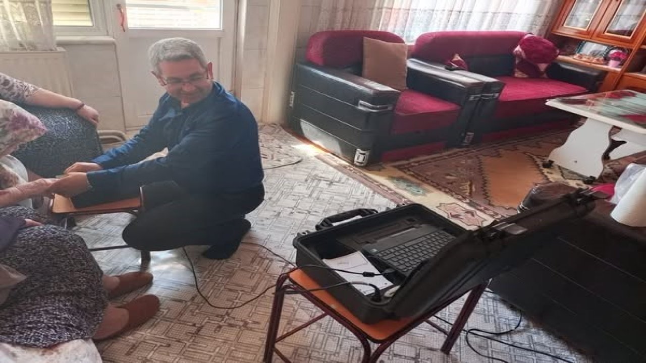 Buharkent’te nüfus işlemleri vatandaşların ayağına götürülüyor