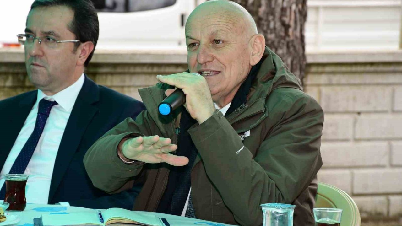 Kaymakam ve başkandan mahallede halkla çözüm buluşması