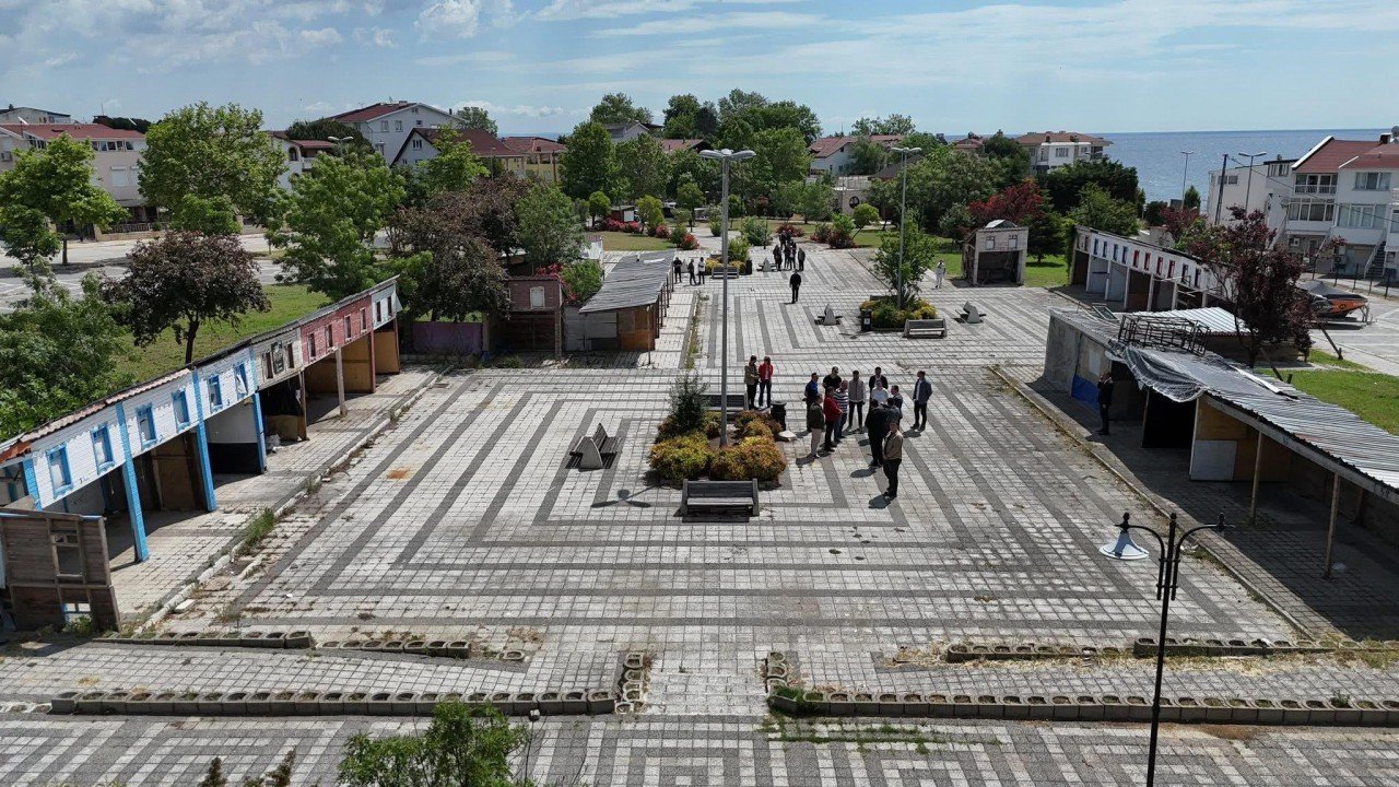 Silivri’de bulunan Gümüşyaka Gece Pazarı yenileniyor