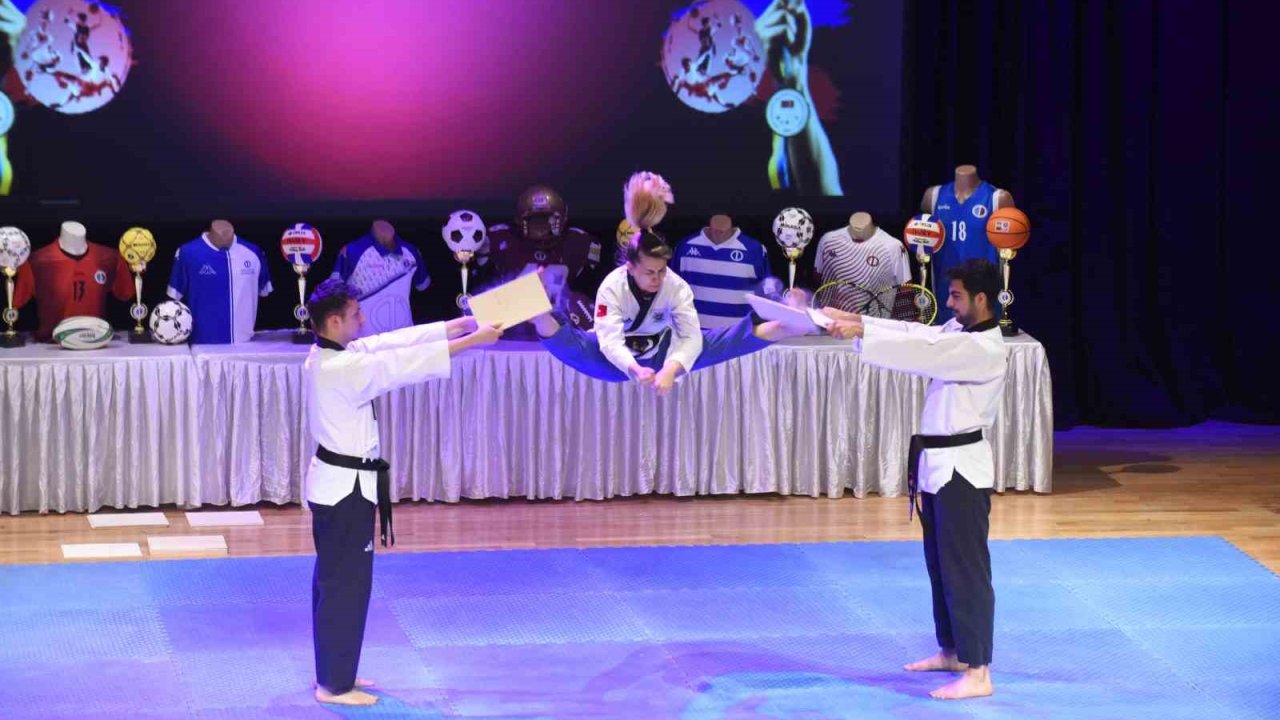 Anadolu Üniversitesi 2025 Spor Ödülleri sahiplerini buldu