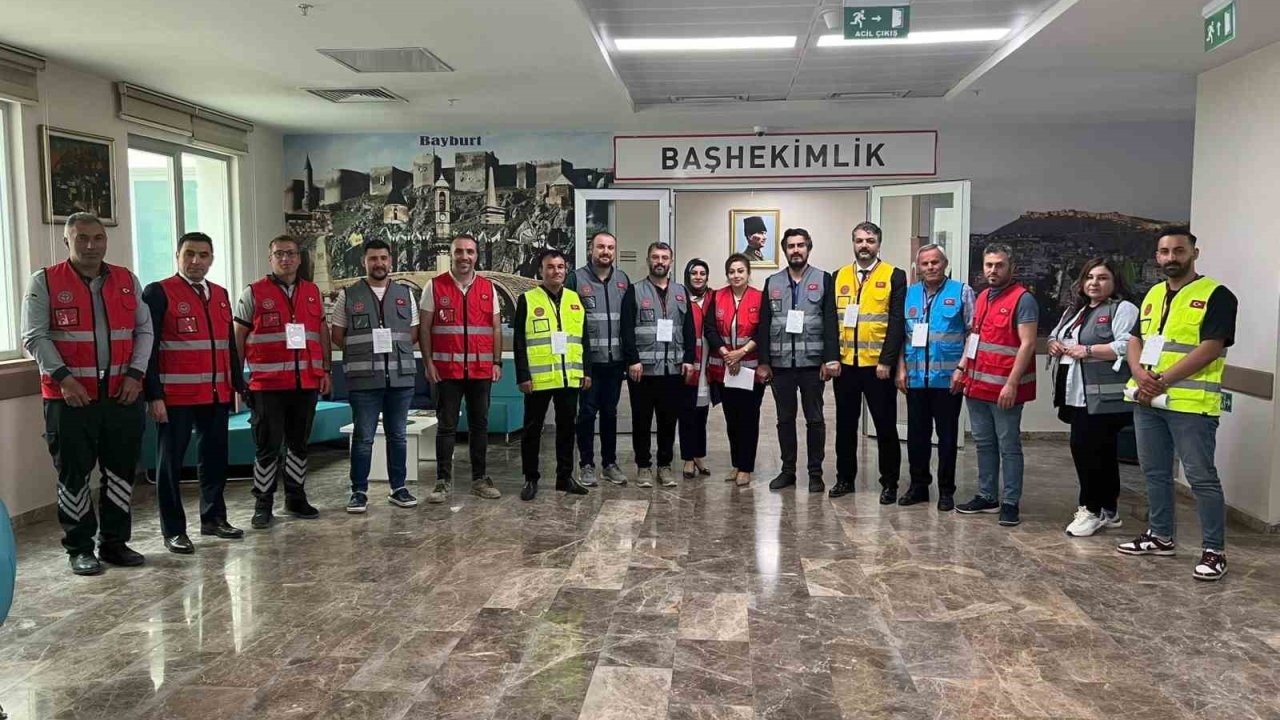Bayburt Devlet Hastanesinde HAP tatbikatı gerçekleştirildi