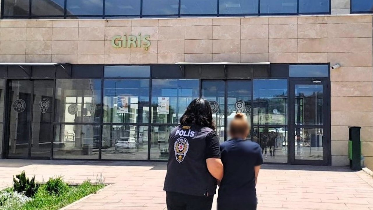 Dolandırıcılık suçundan aranan şahsı polis yakaladı