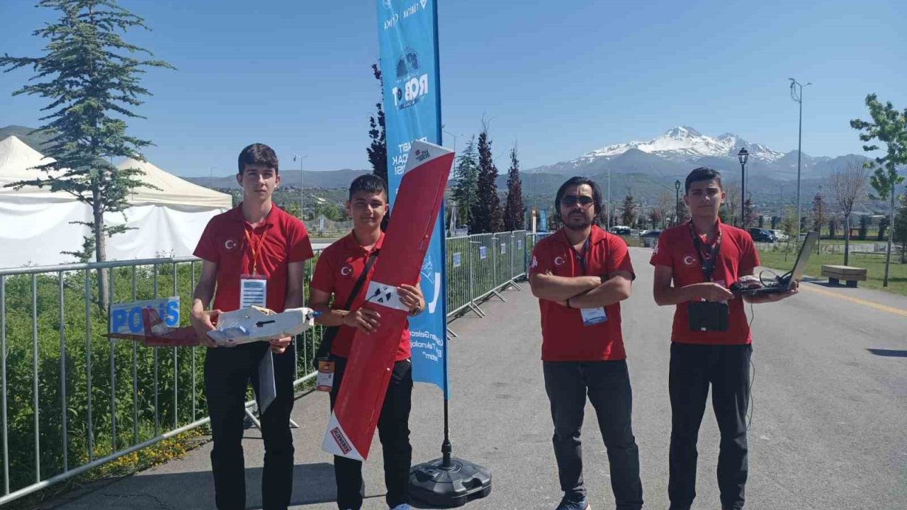 Bayburt RoboHatip Takımı 32 takım arasında 8’inci oldu