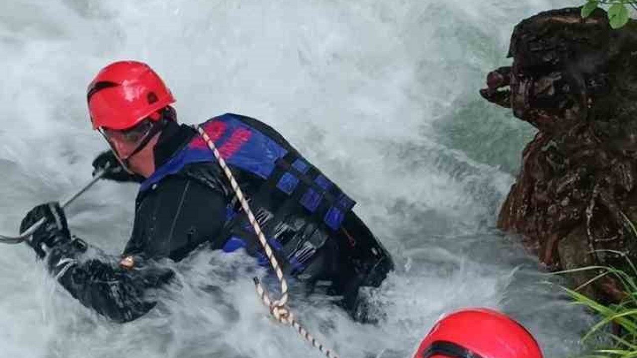 Suudi Arabistan uyruklu çocuğu düştüğü derede 108 kişi arıyor