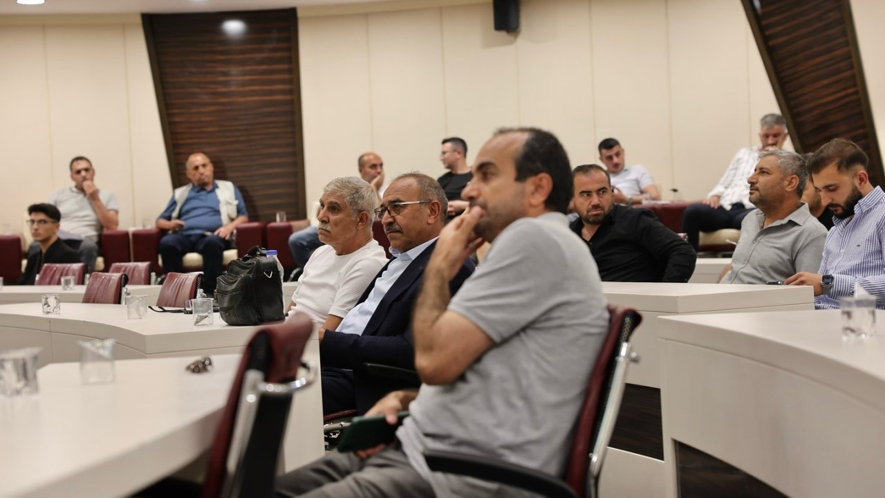 Başkan Çolakbayrakdar: "Her kuruşu Kocasinanlıların hizmetine sunacağız"