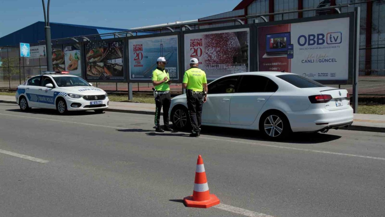 Ordu’da bir haftada 16 binden fazla araç ve sürücüsü denetlendi