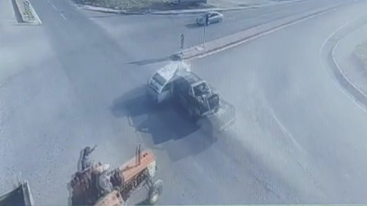 Kırmızı ışık ihlalinde yaşlı çiftin öldüğü feci kaza kamerada