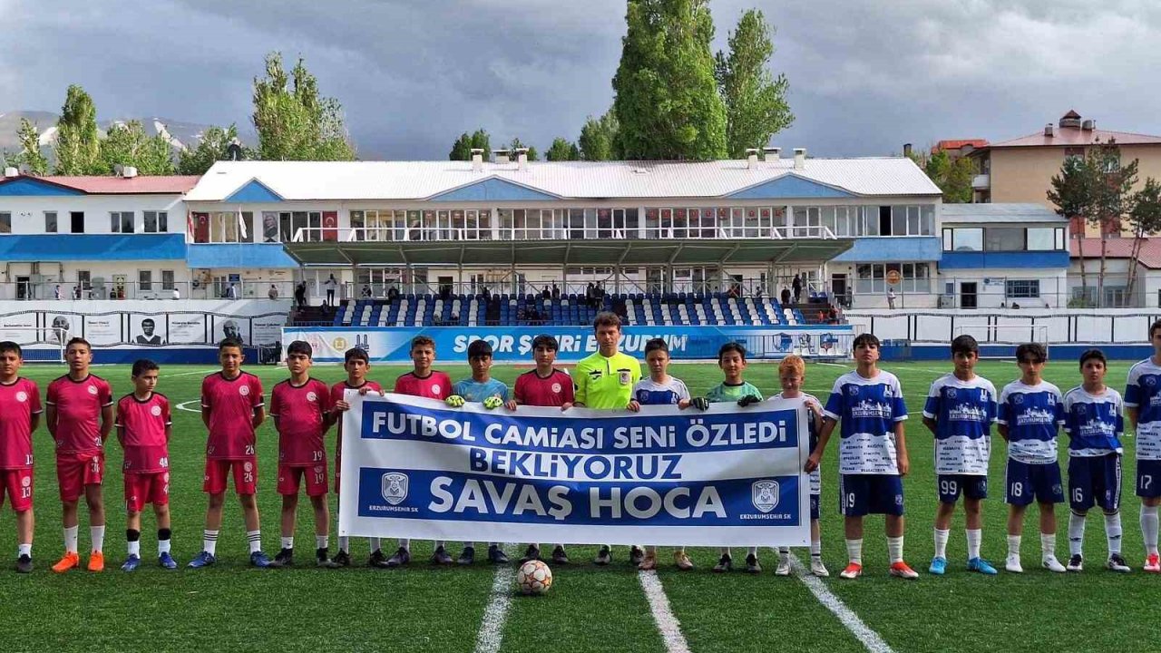 Dualar Savaş Hoca için