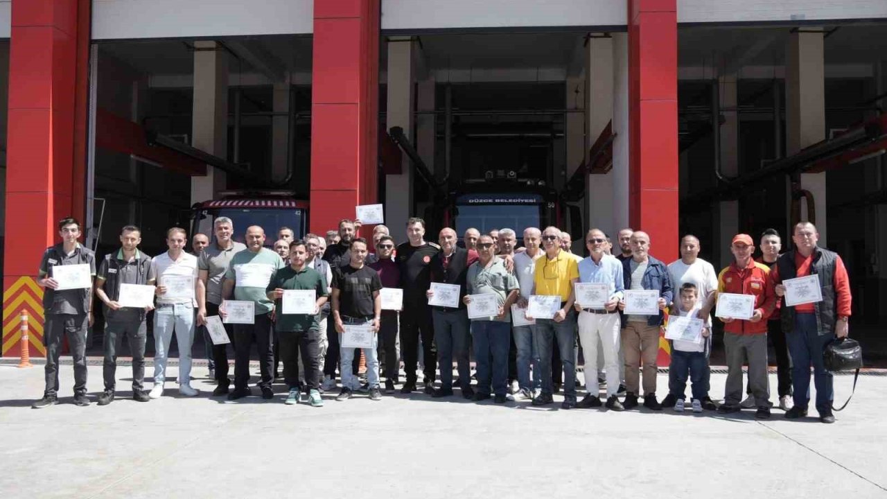 Düzce’de akaryakıt istasyonu çalışanlarına yangın eğitimi