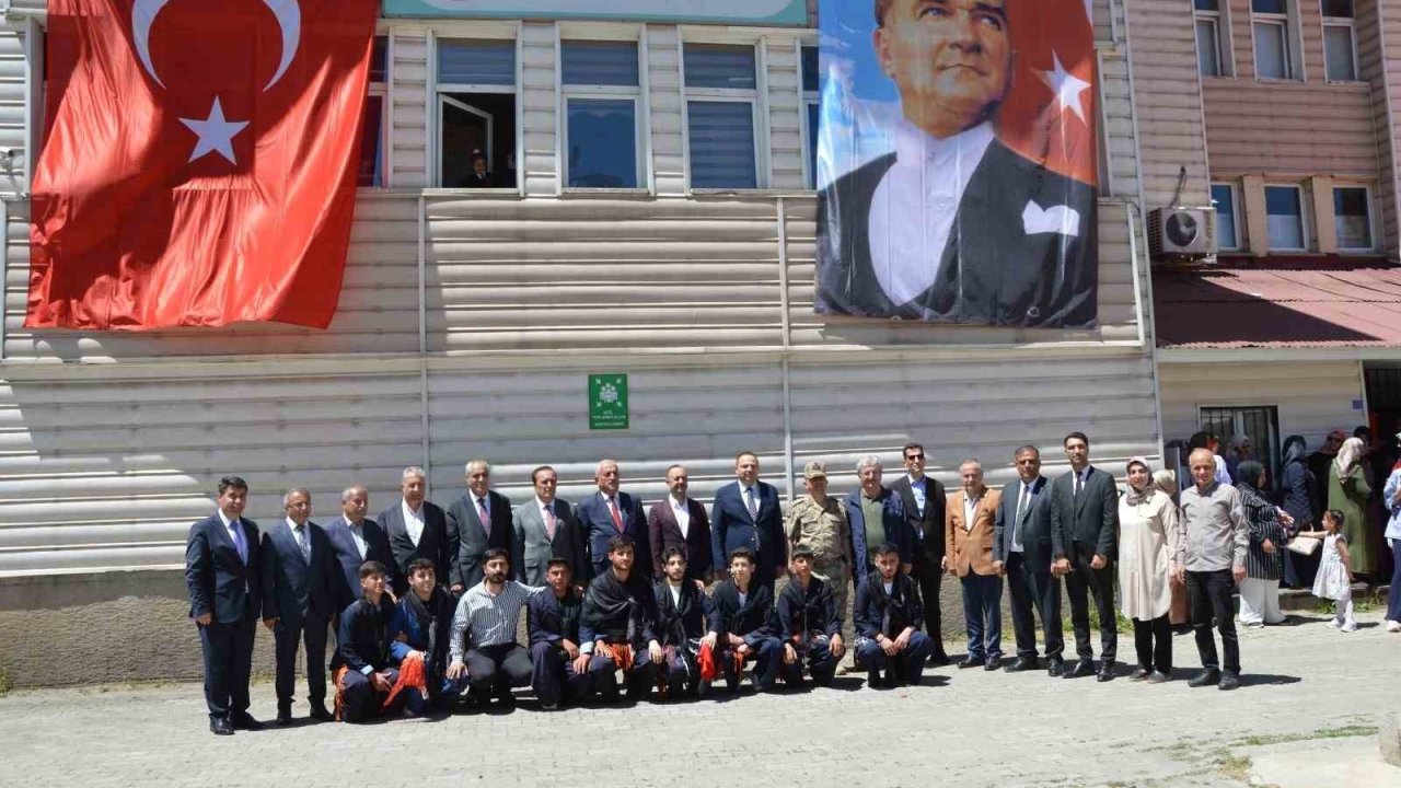 Tatvan’da ‘Hayat Boyu Öğrenme Haftası’na özel sergi