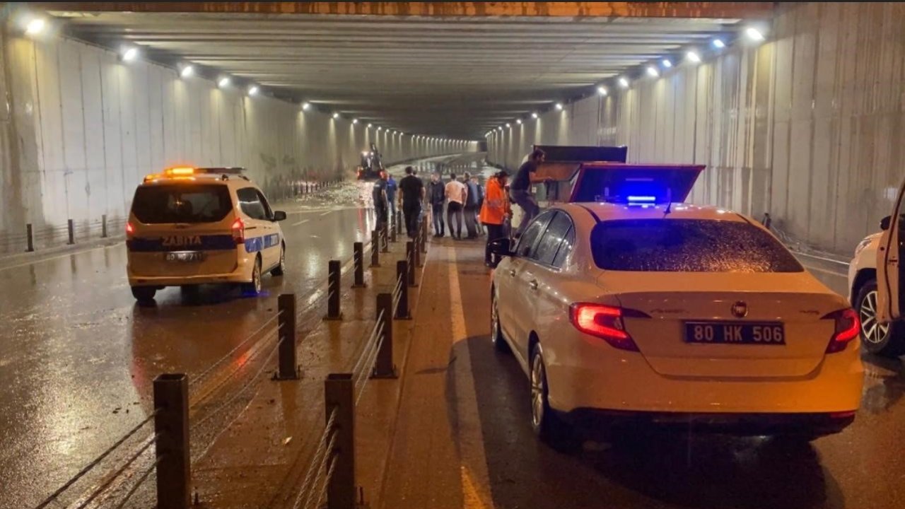 Osmaniye’de sağanak yağmur hayatı olumsuz etkiledi