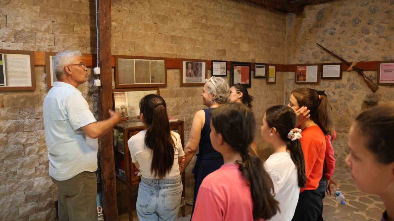 Müslümanlara yönelik mezalim, tarihi belgelerle sergileniyor