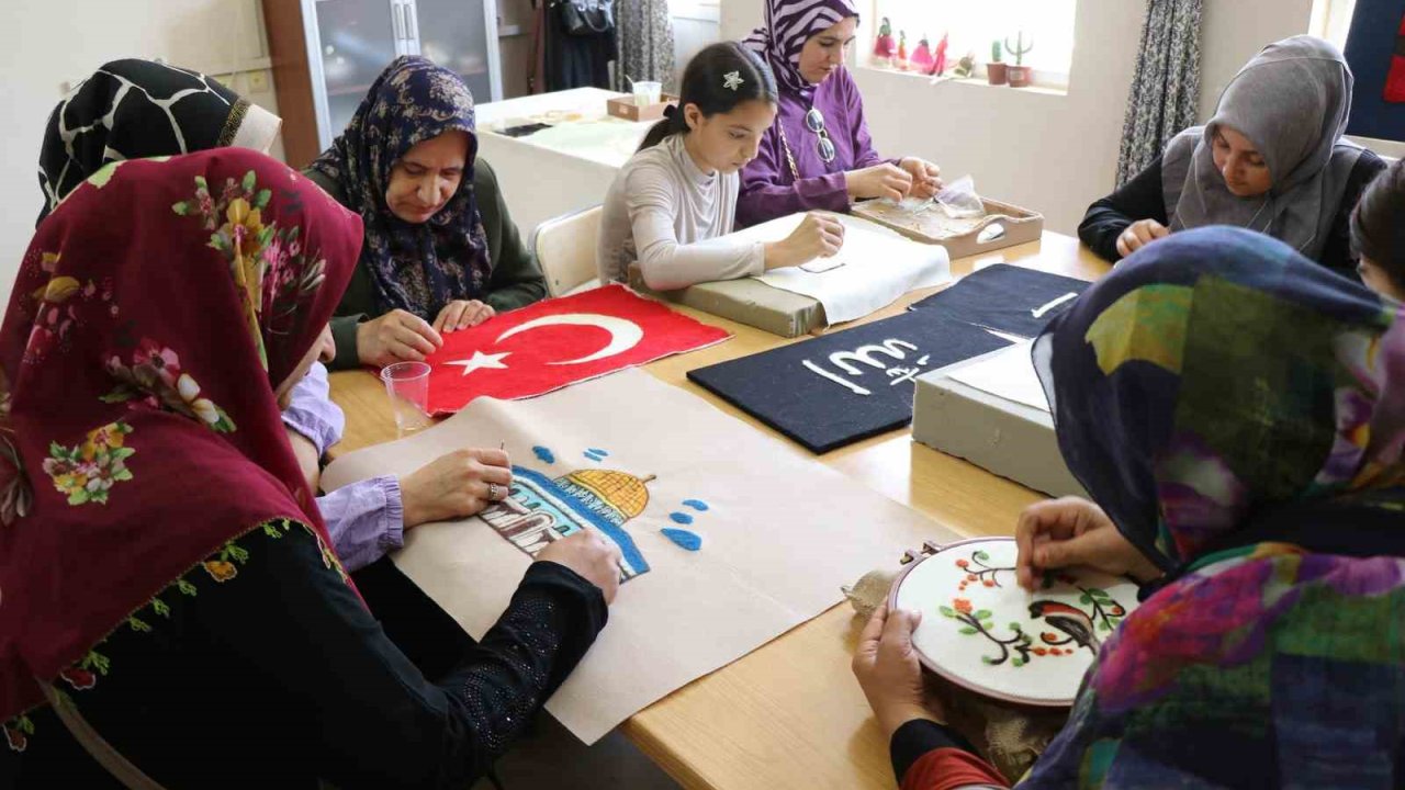 Haliliye Belediyesi kadınlara yönelik eğitim programlarını sürdürüyor