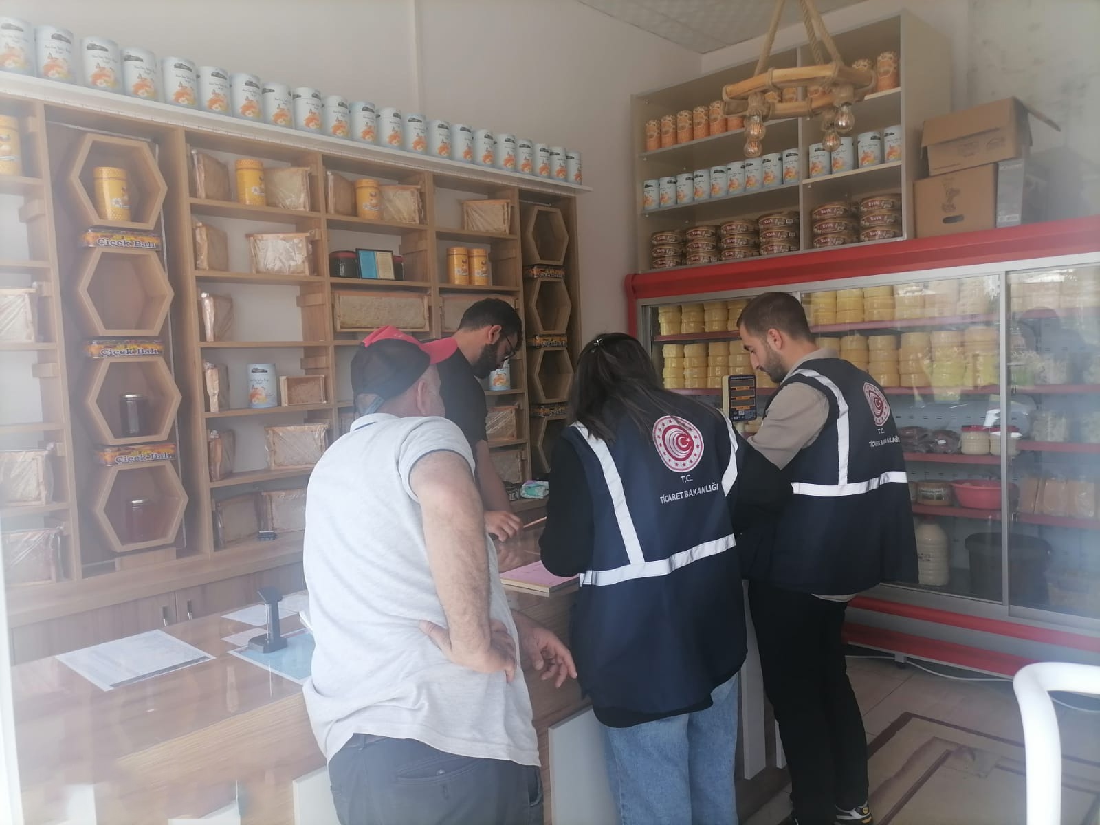 Kars’ta İşyerlerine Yönelik Denetimler Devam Ediyor