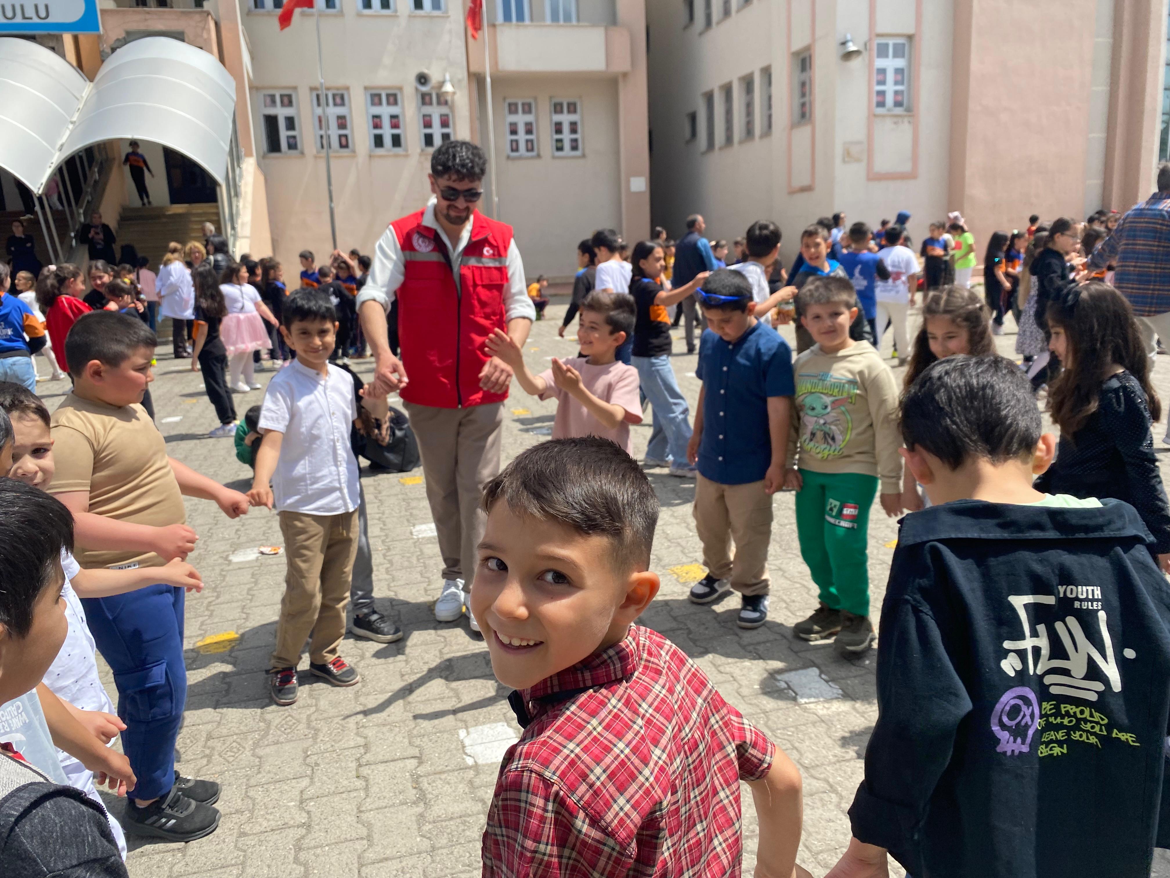 Kars'ta 1. sınıfların okuma sevinci