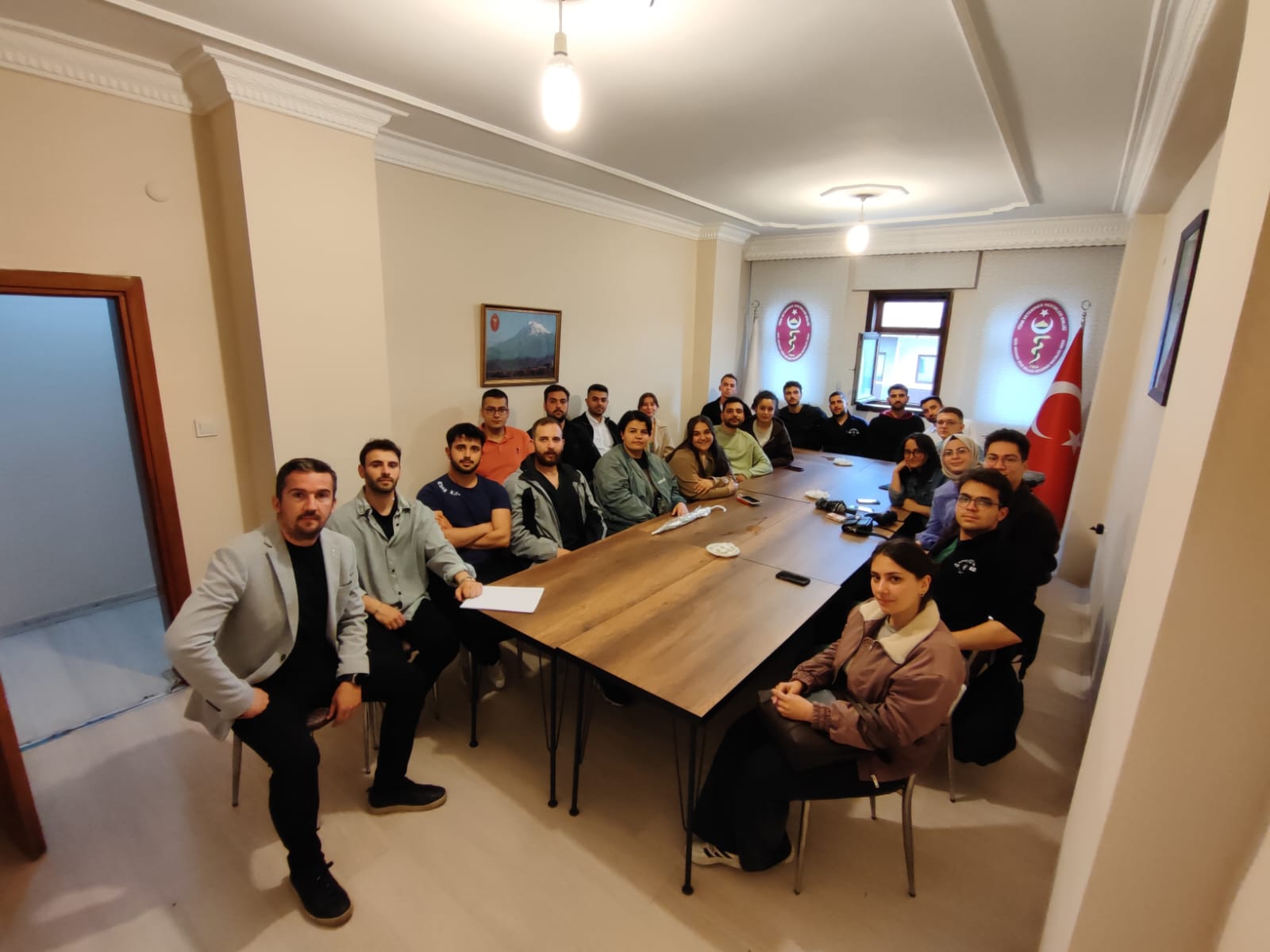 Kars'ta İntörn veteriner hekimlerden VHO ziyaret