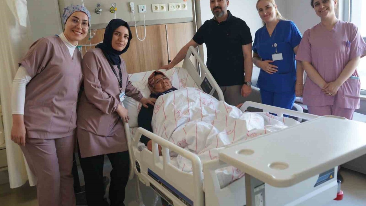 Adıyaman’da V-Notes ile rahim alma operasyonu gerçekleştirildi